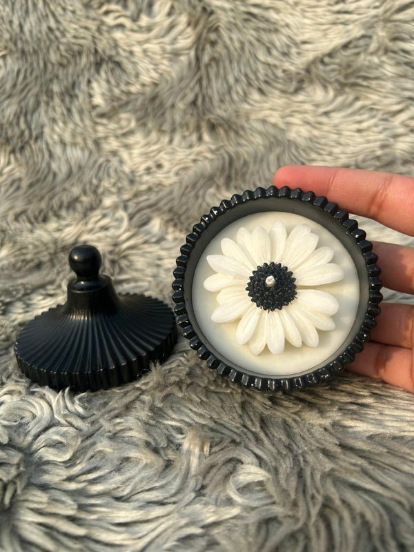 Glowora Handmade Jesmonite Black Ribbed Scented Candle