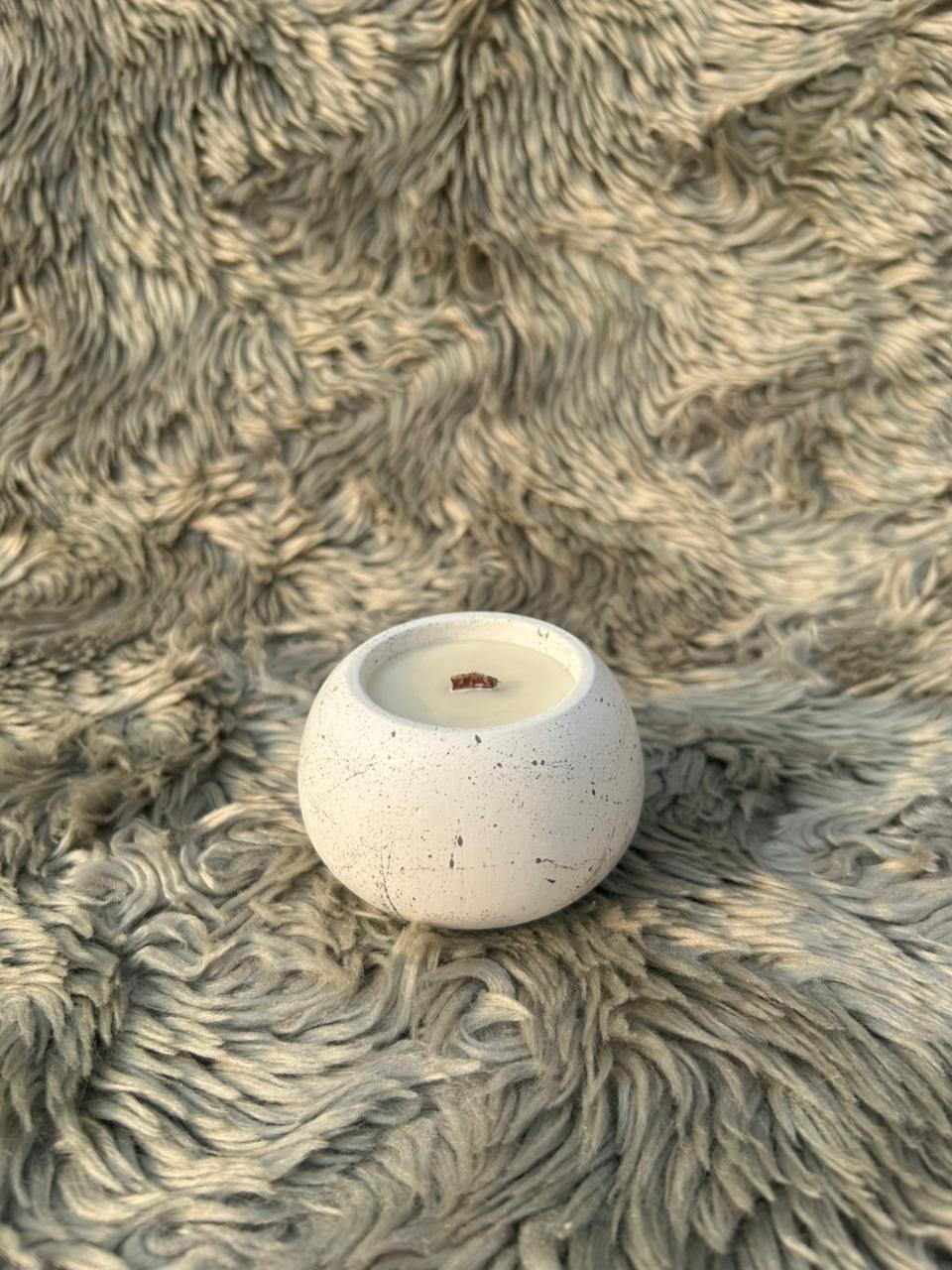 Glowora Handmade Jesmonite Speckled Candle with Wooden Wick