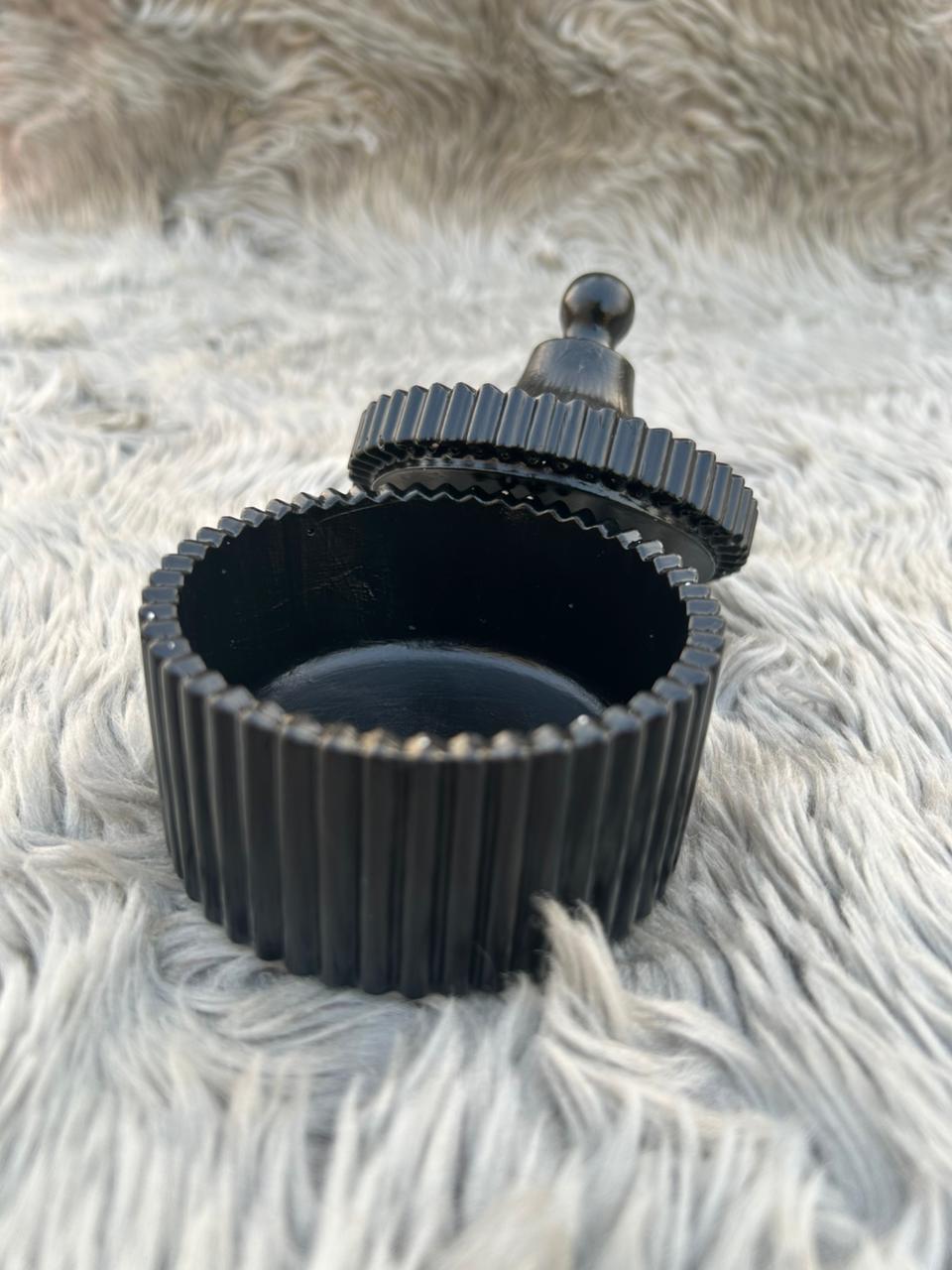 Handmade Jesmonite Black Ribbed Jar with Lid