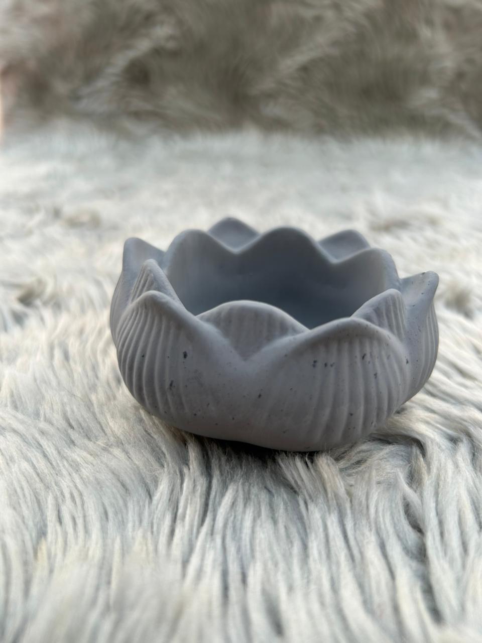 Handmade Jesmonite Lotus Bowl