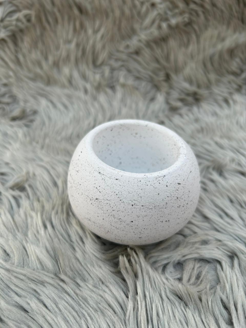 Handmade Jesmonite Speckled Round Pot