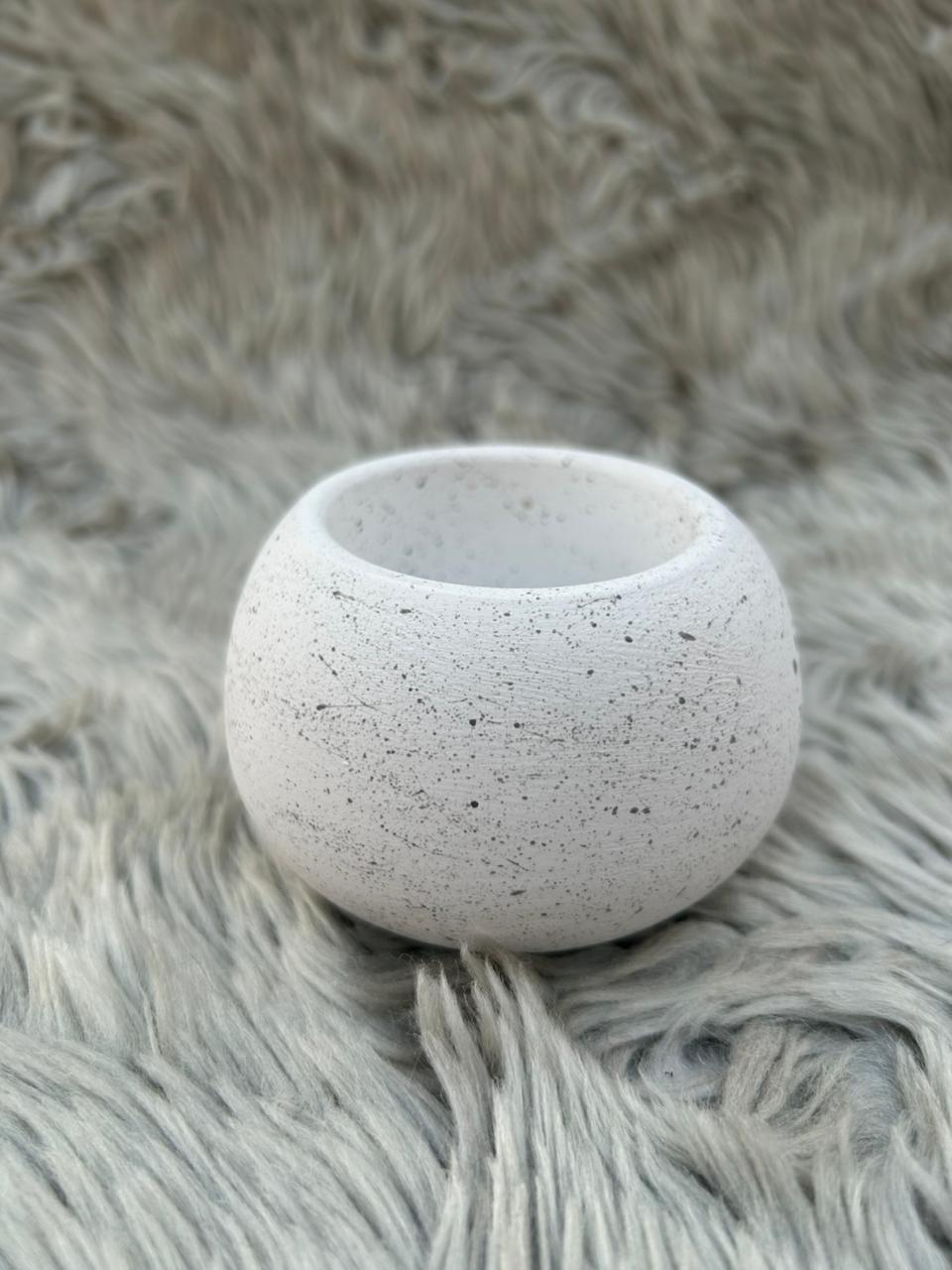 Handmade Jesmonite Speckled Round Pot